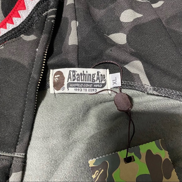Bape Black Camo Hoodie - Picture 3 of 5